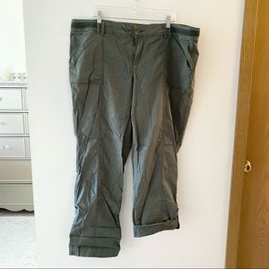 Maurice’s Olive Green Khaki Style Pants Size 22